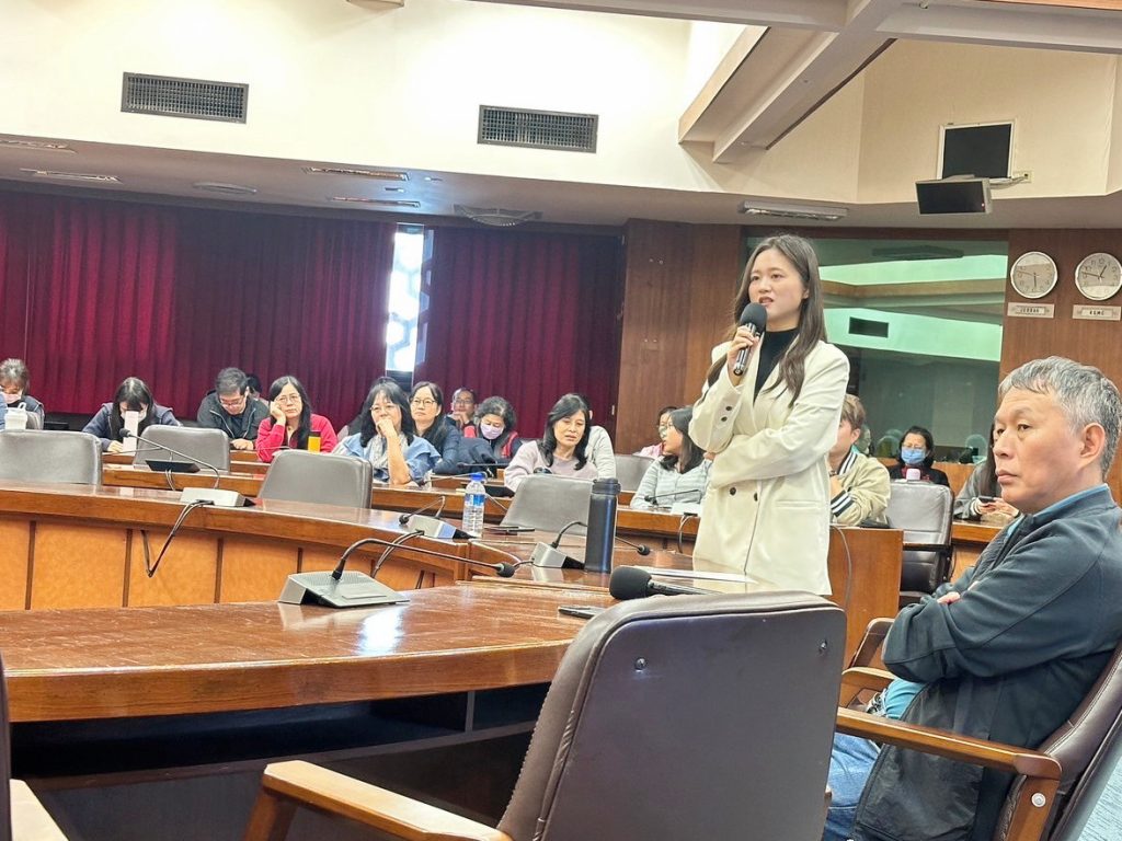 富達法律事務所劉奕伶律師,受邀前往淡江大學舉行勞基法講座,說明最新勞基法相關規定、加班休假、勞動契約等規定 1 勞基法,勞基法律師,勞基法令,勞資糾紛律師